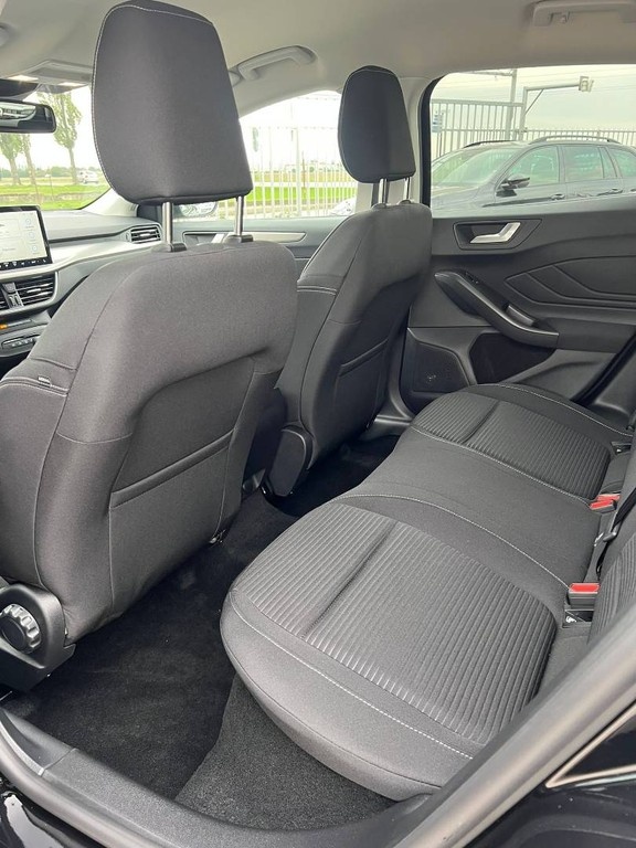 Ford Focus Kombi 1.0 EcoBoost mHEV 91kw A7 - 13