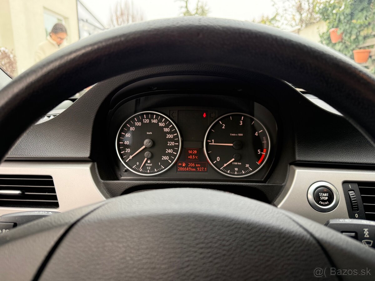 BMW Rad 3 Touring 318d 122k - 13