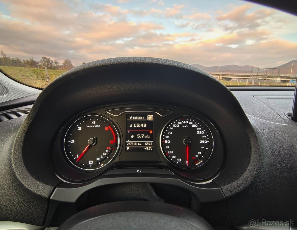 Audi A3 Sportback 2.0 TDi S-tronic • 2016 • Automat - 13