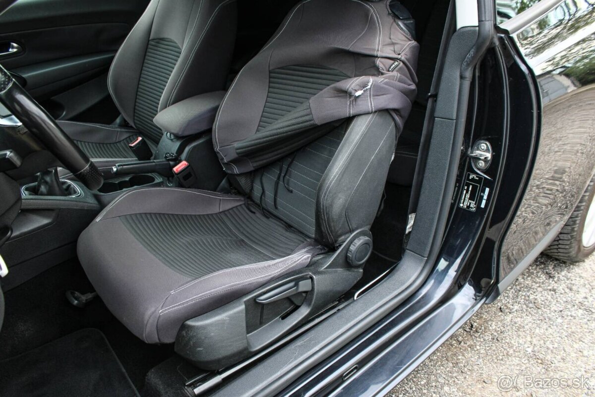 Volkswagen Scirocco 1.4 TSI - 13