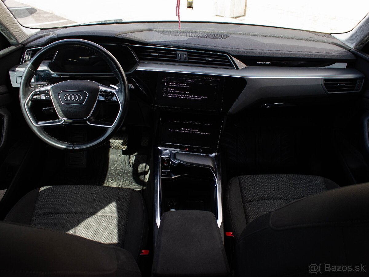 Audi E-Tron 50 Quattro - 13