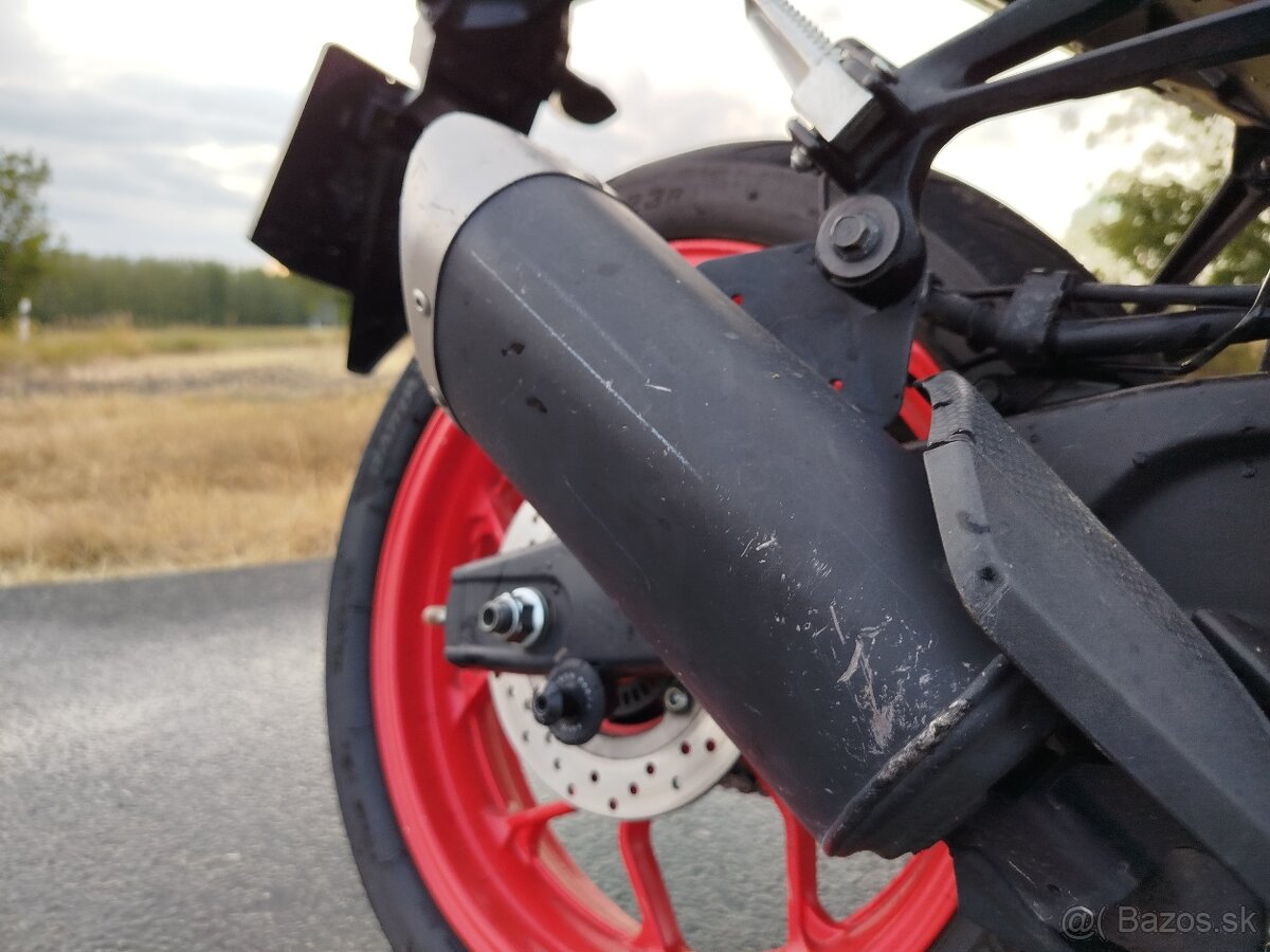 Yamaha MT-03 - 13