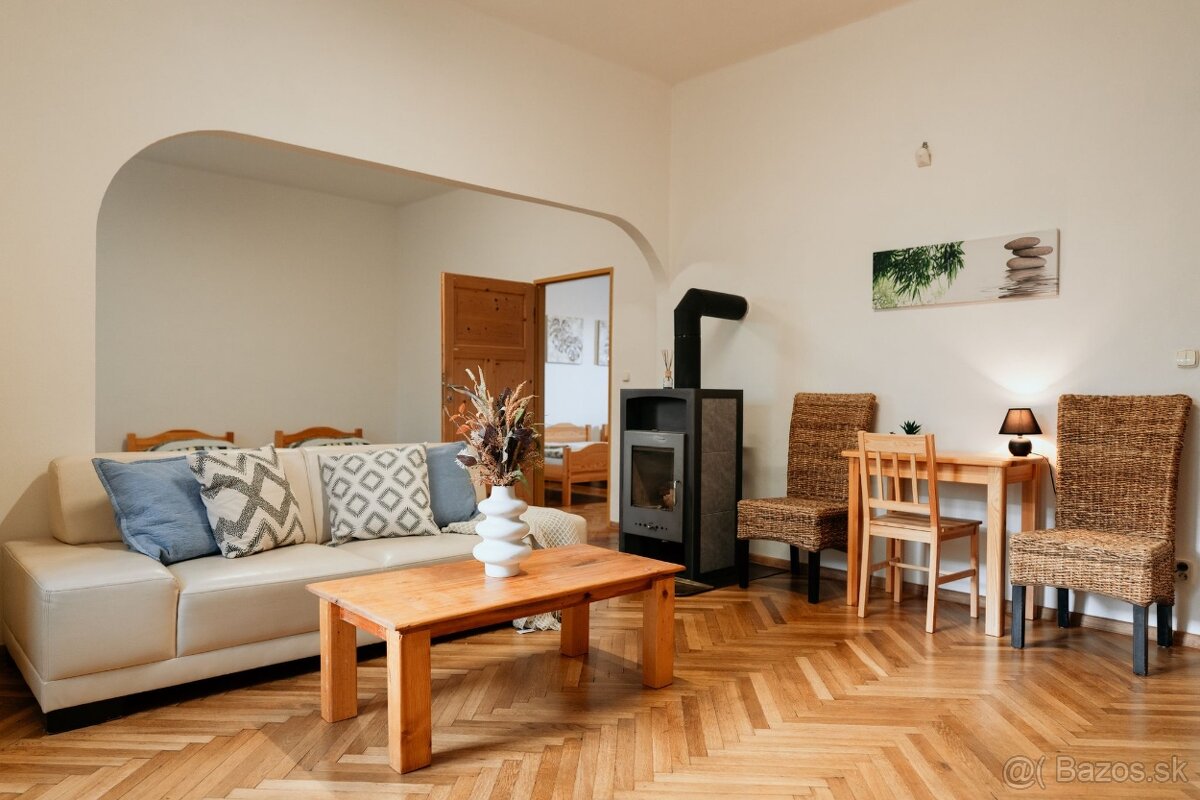 BYTOVÝ DOM - Topoľčany, Tovarnícka ul. - 13