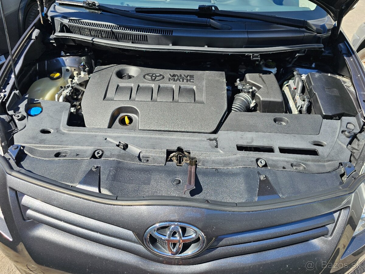 Toyota Auris 1,6 benzin - 13