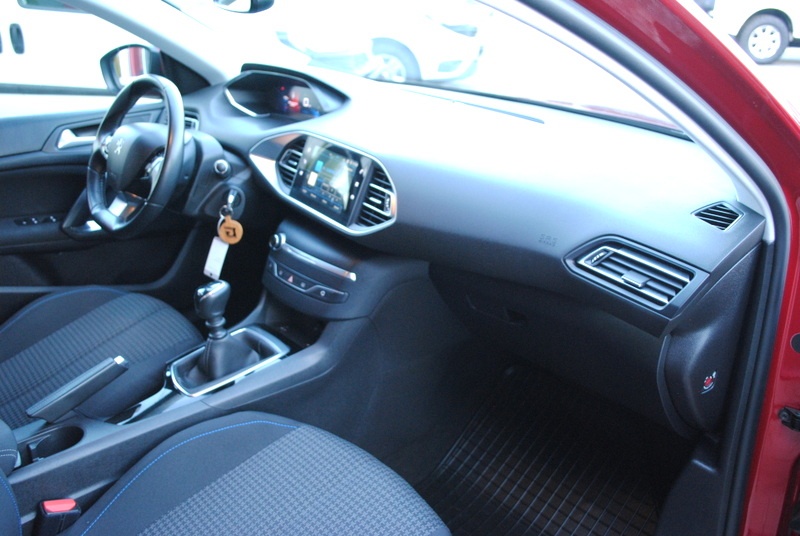 Peugeot 308 Break/SW SW 1.2 PureTech S&S Style E6d-ISC - 13