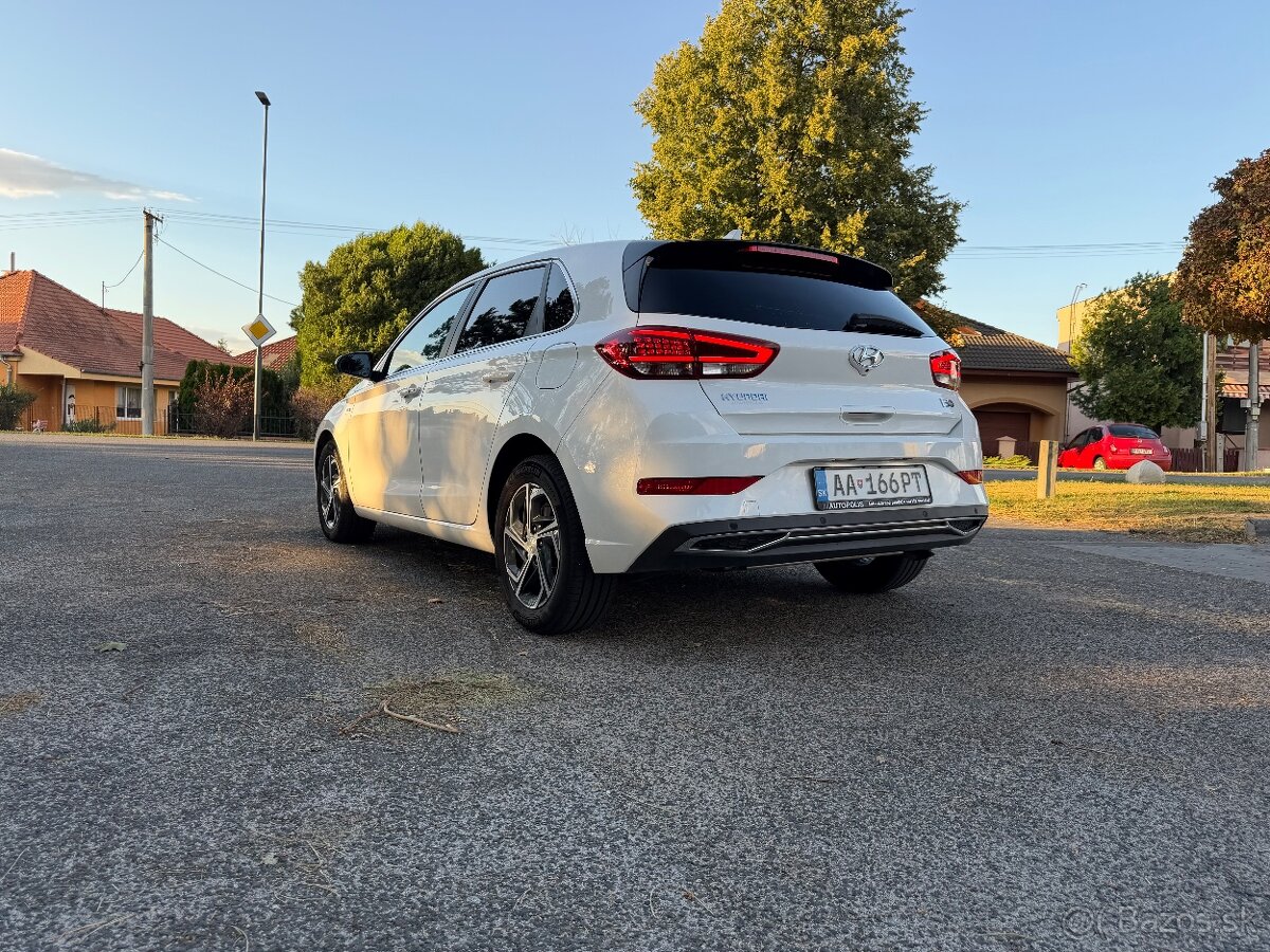 Hyundai i30 1.5 T-Gdi MHEV - 13