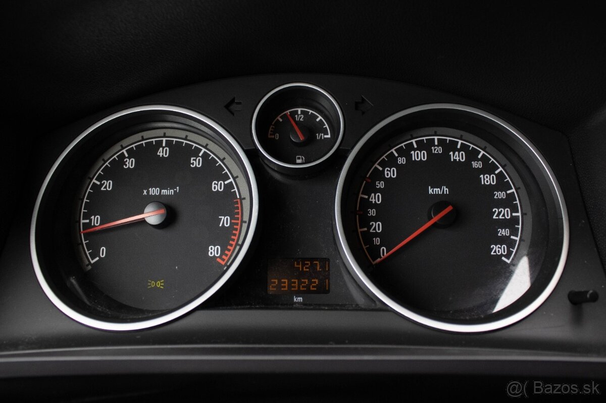 OPEL ZAFIRA 1.8 XER 103kW 2009 - 13