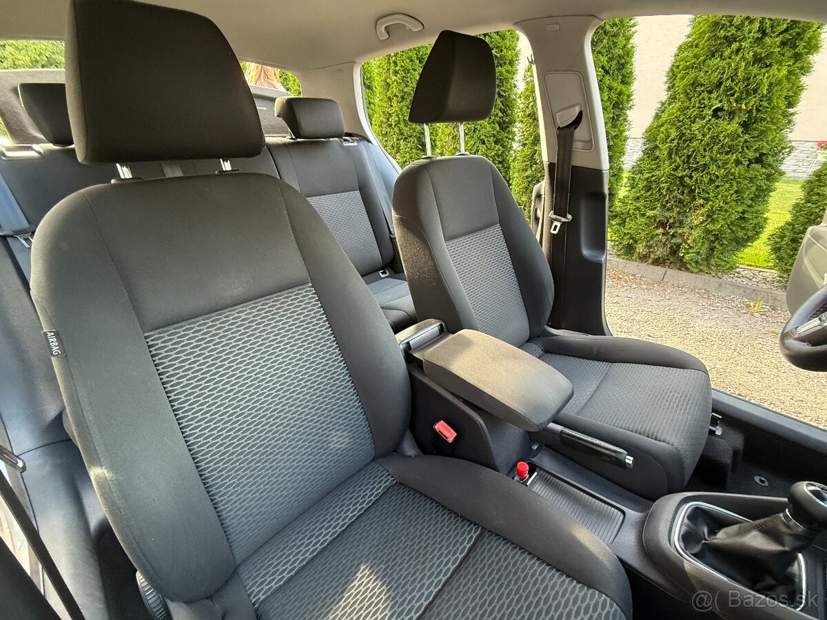 VW Golf 6 1.6 TDI 2012, 77 kW - 13