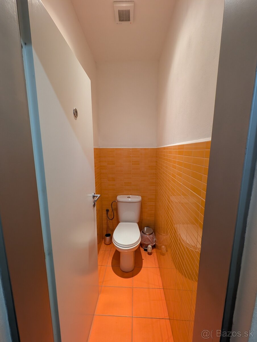 Tichý priestor pre služby na objednávku - centrum Prešov - 13