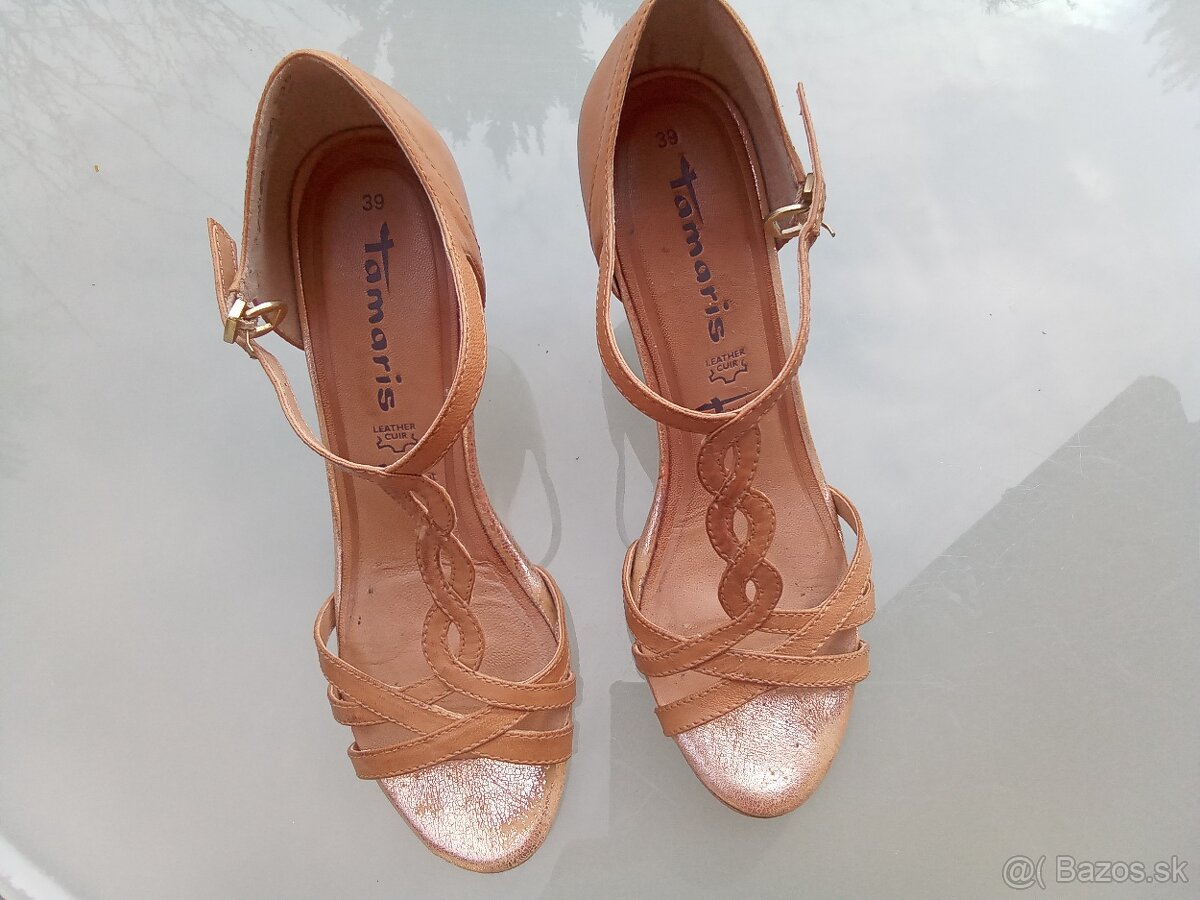 Lodičky a sandále - 13