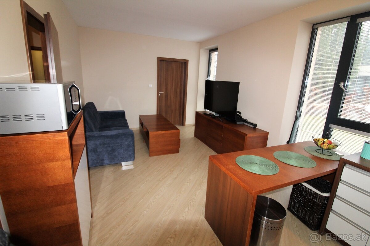Apartmán Panorama Bojnice, 4. izbový, 109 m2 + terasa 13 m2. - 13