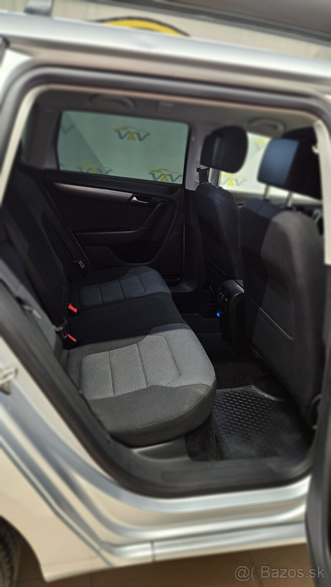 Volkswagen Passat Variant - 13
