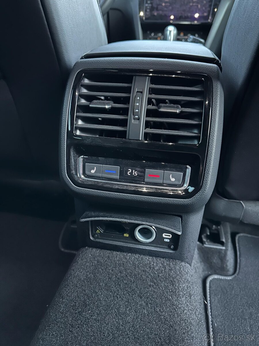 VW Arteon SB 2.0TSI 206kW Webasto/Harman/Ambient - 13