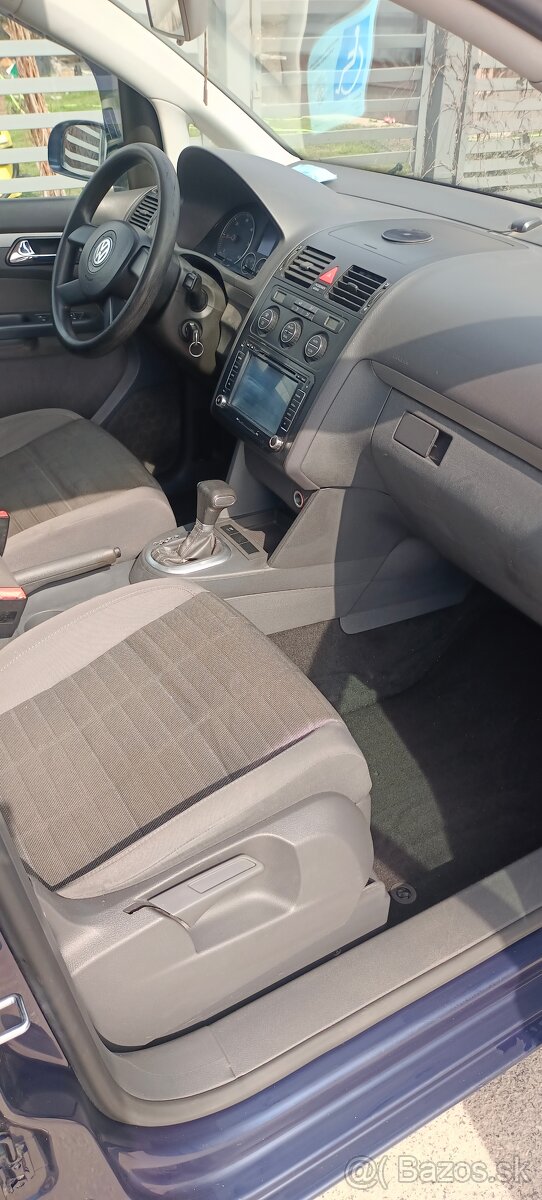 Touran DSG 239000km bez DPF nová STK - 13