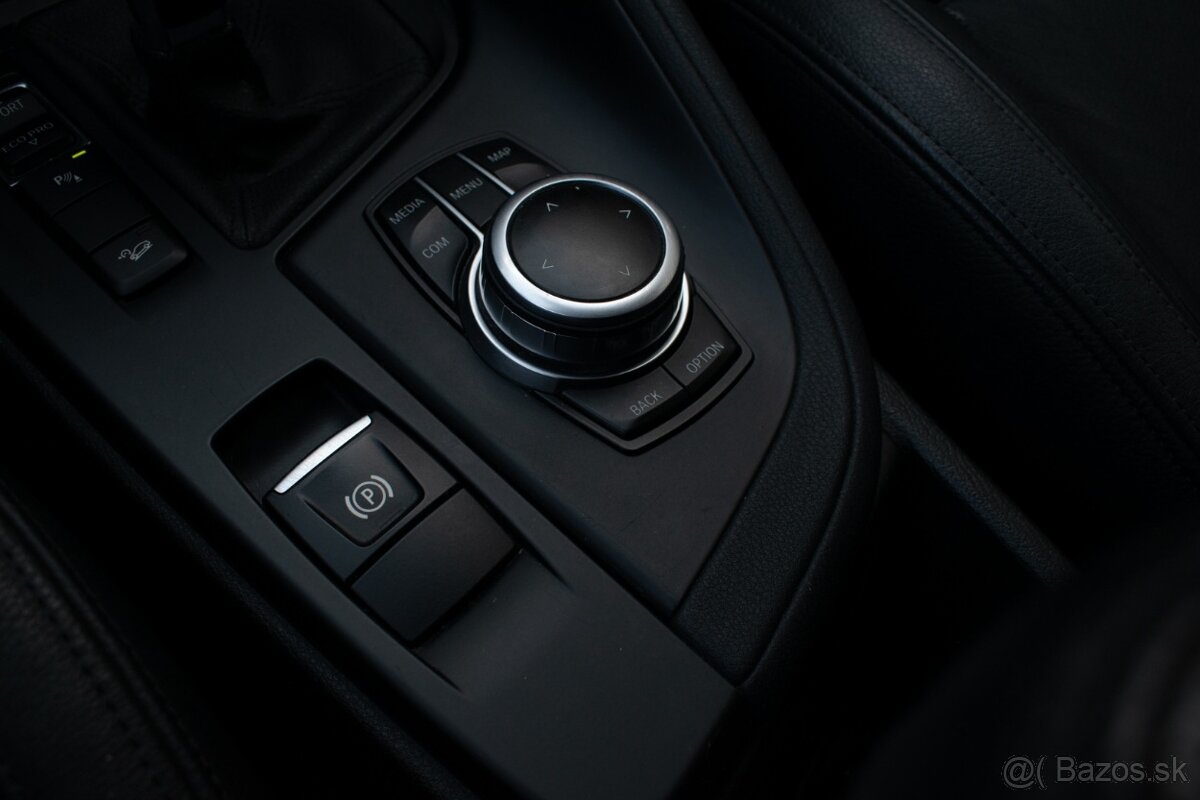 BMW X1 xDrive 20d 140kw A/T - 13