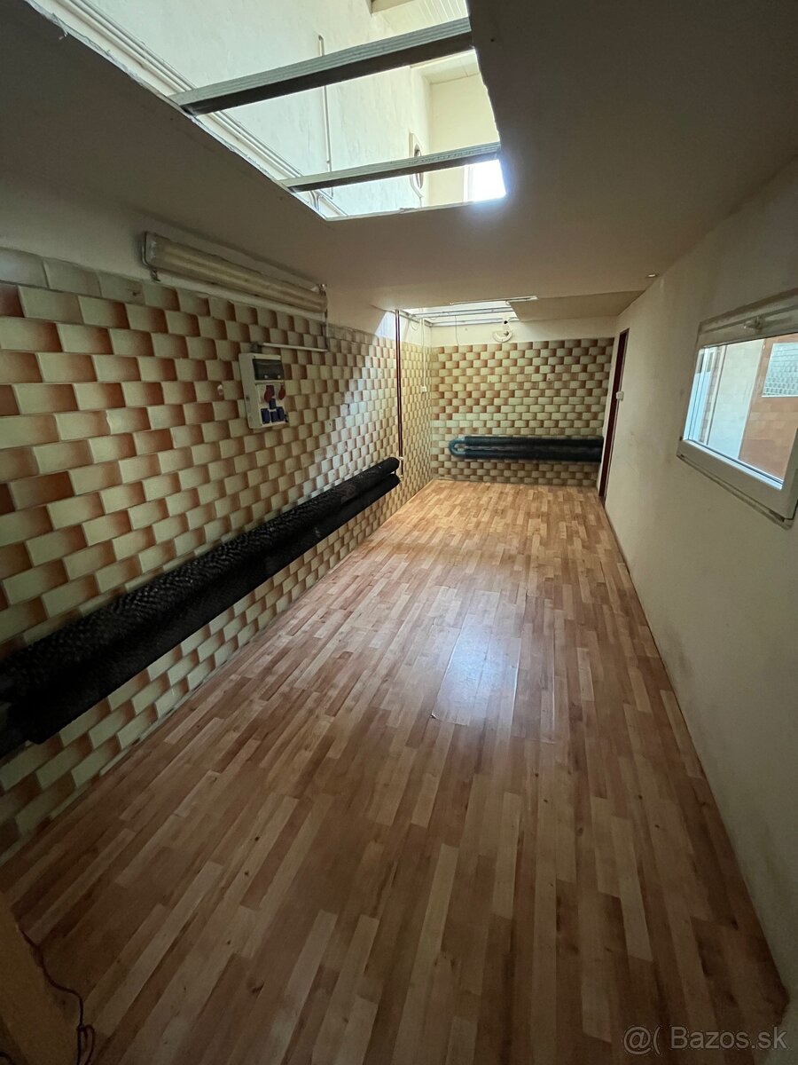 PRENÁJOM priestoru (vhodný na PNEUservis, AUTOservis.) - 13