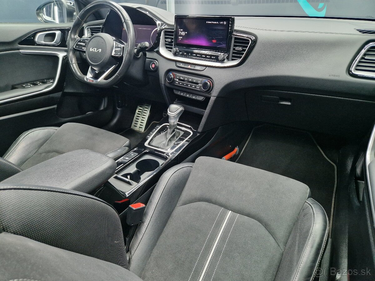 Kia ProCeed 1.5 T-GDi GT-Line A/T - 13