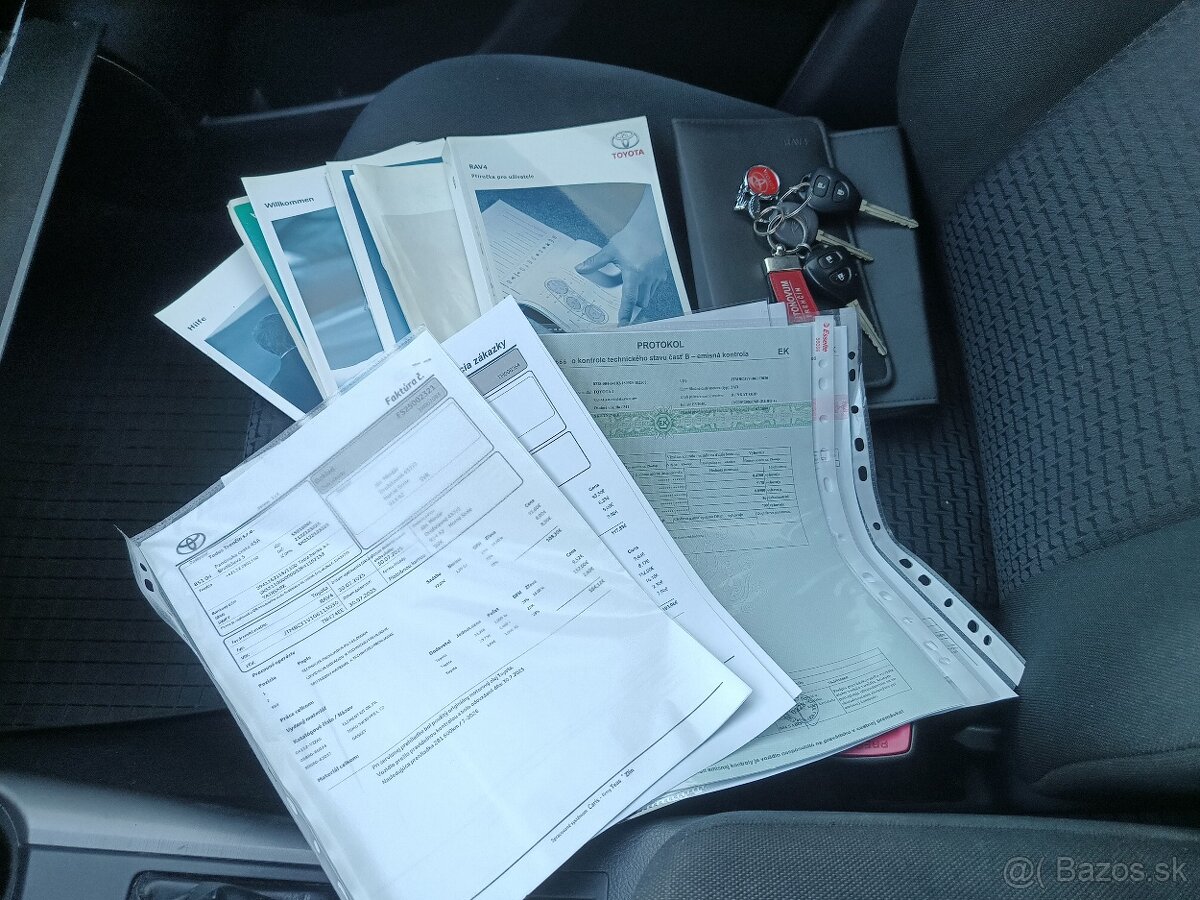 Toyota RAV4 2.2 D4D , 100 r.v.2010, 2x elektróny - 13