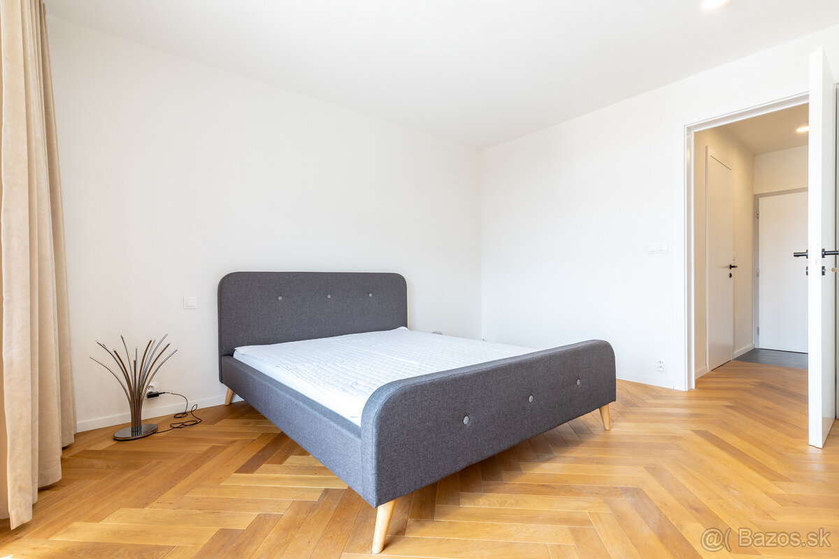 Na prenájom 2 izbový byt - Košice, Centrum - 13