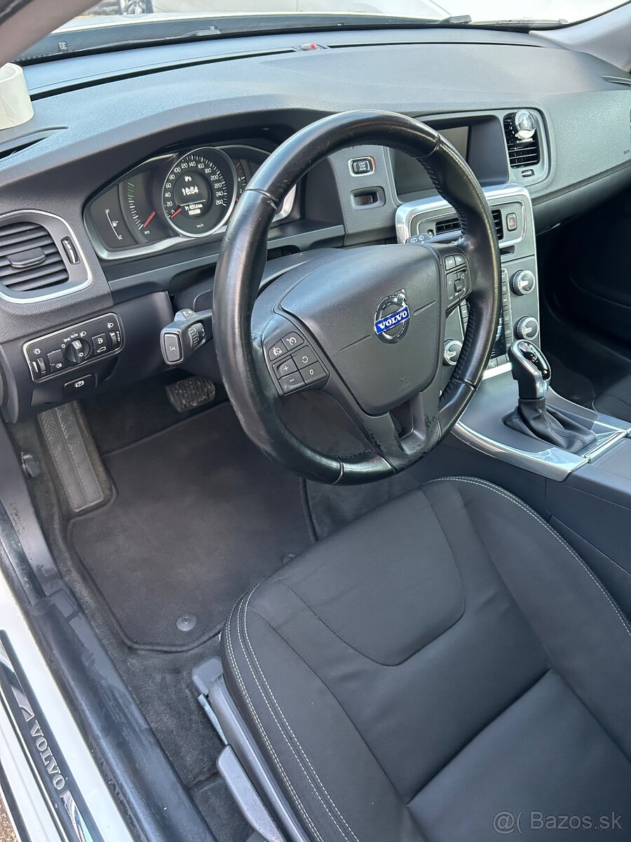 Volvo V60 D4 2.0D 133kw - 13