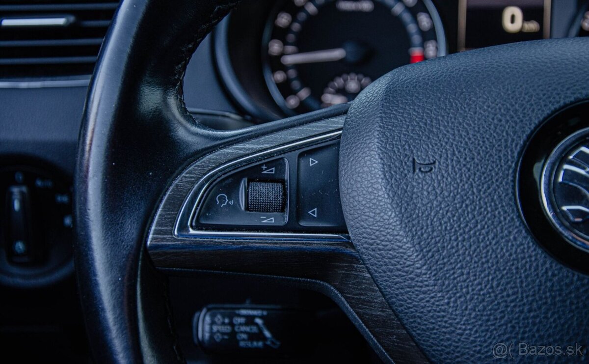 Škoda Octavia Combi SCOUT 2.0 TDI DSG 4x4 - 13