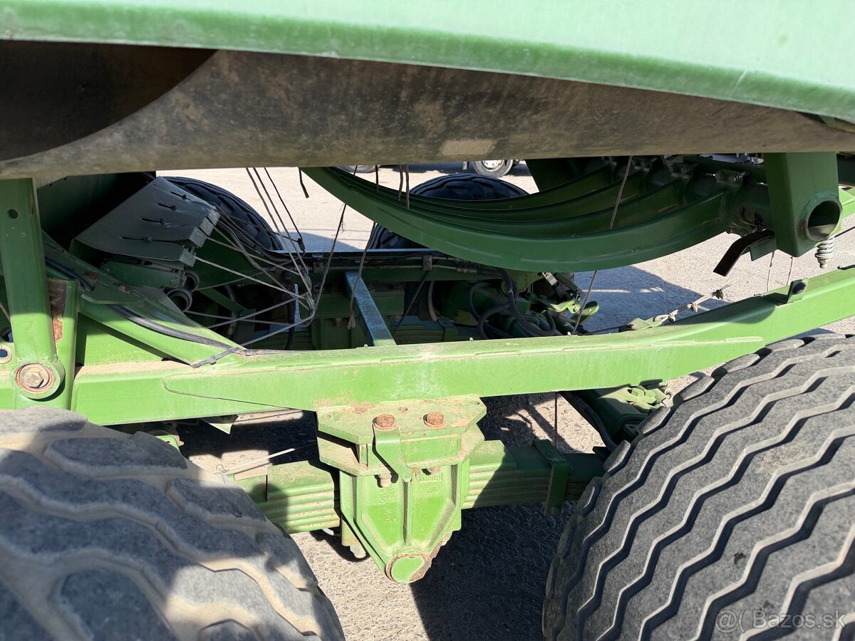 Krone BIG PACK 890 D baler vin 985 - 13