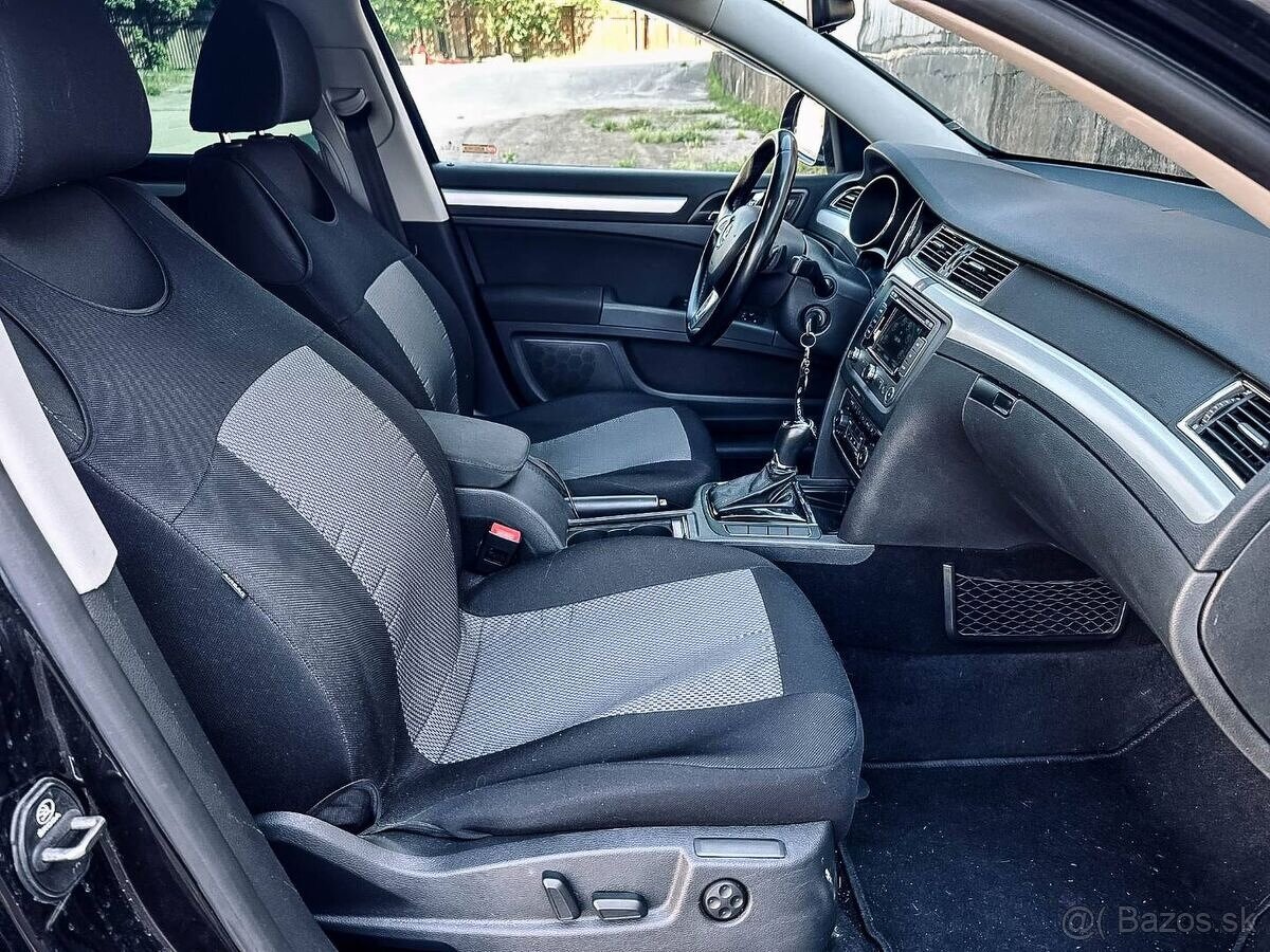 Škoda Superb 2 facelift Combi 2.0 TDI CR Elegance DSG - 13