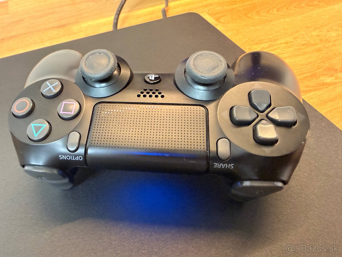 Playstation 4 Slim 500GB - 13