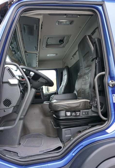 Volvo FM 420 6x2 E5 - valník s HDS - 13