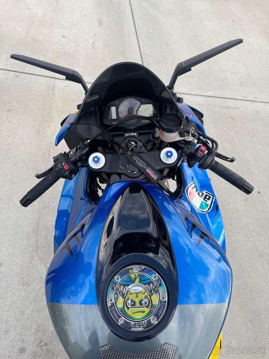 Honda CBR600RR - 13