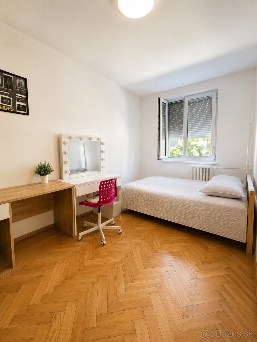 Príjemný 3-izbový byt vo výbornej lokalite na predaj – Sväto – foto 8