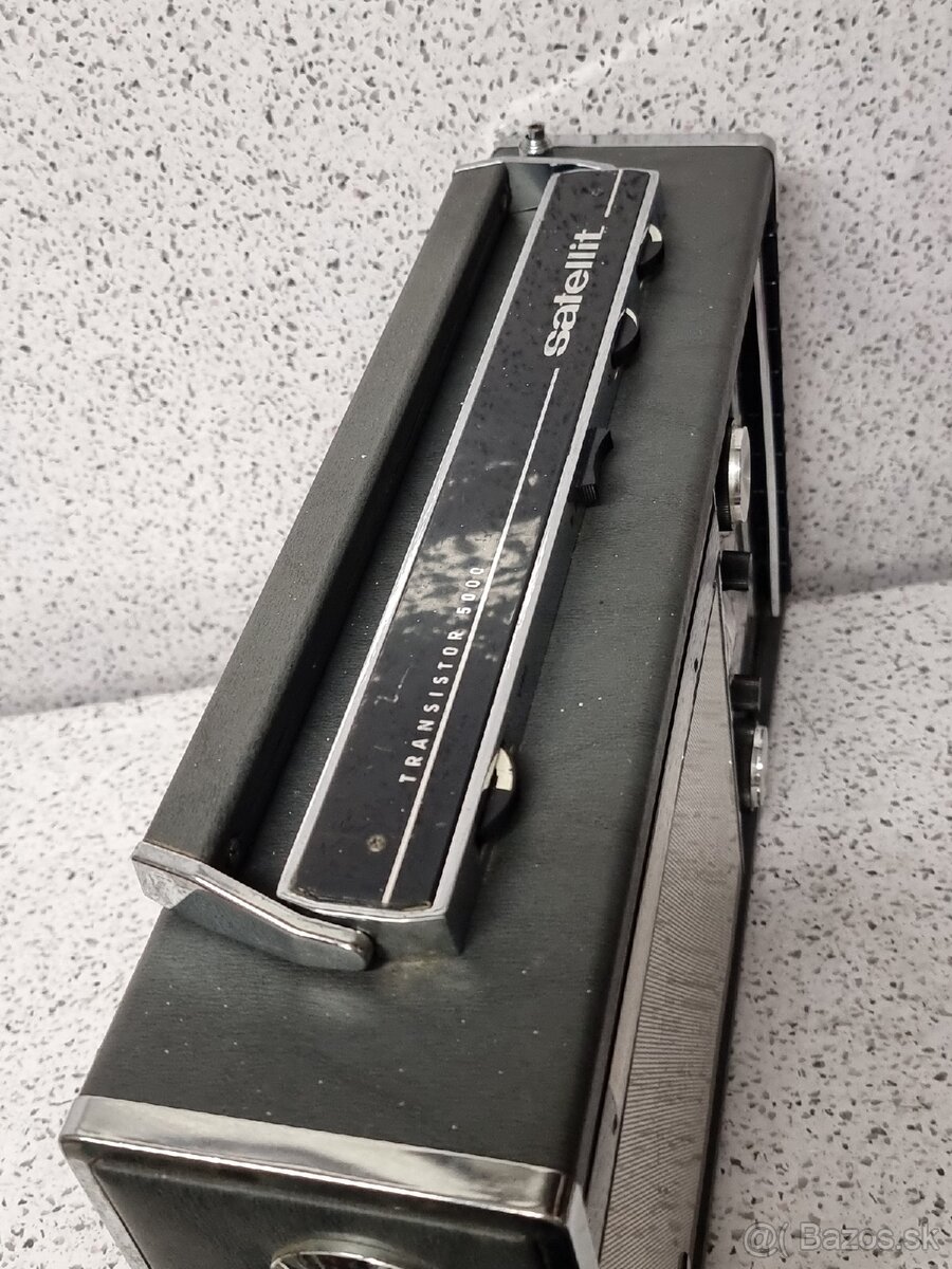 Transistor 5000 》Grundig Satellit - 13