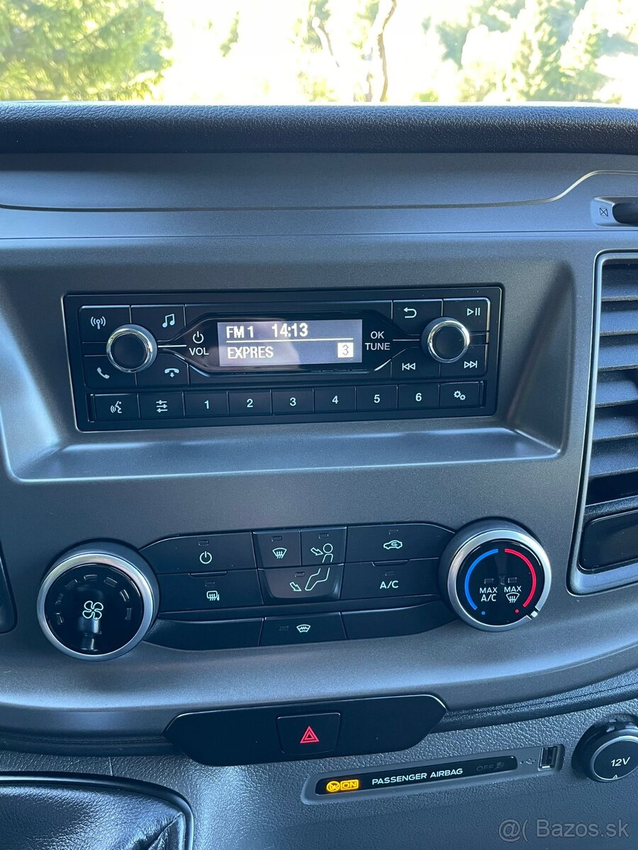 Ford Transit Custom Van 96kW, manuál - 13