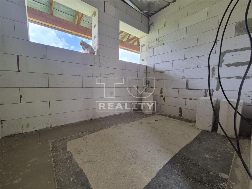 REZERVOVANÉ. Novostavba 4-izbového bungalovu s veľkým... - 13