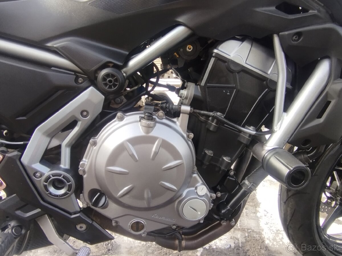 Kawasaki Z 650 2018 - 13