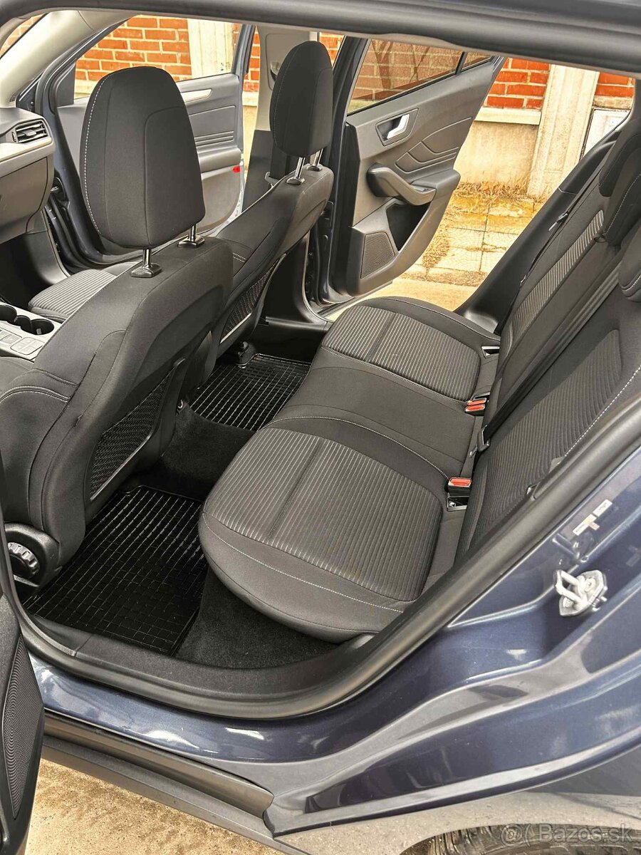 Focus Combi Titanium 2.0 TDCI - 13