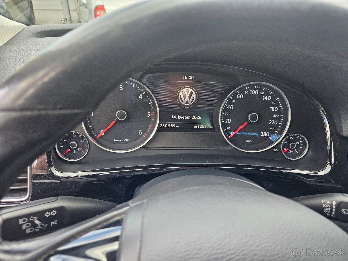 VW Touareg 3.0tdi - 13