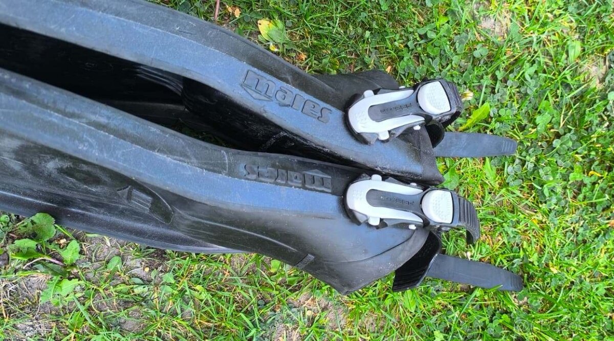 plutvy Mares Avanti Quattro Small - 13