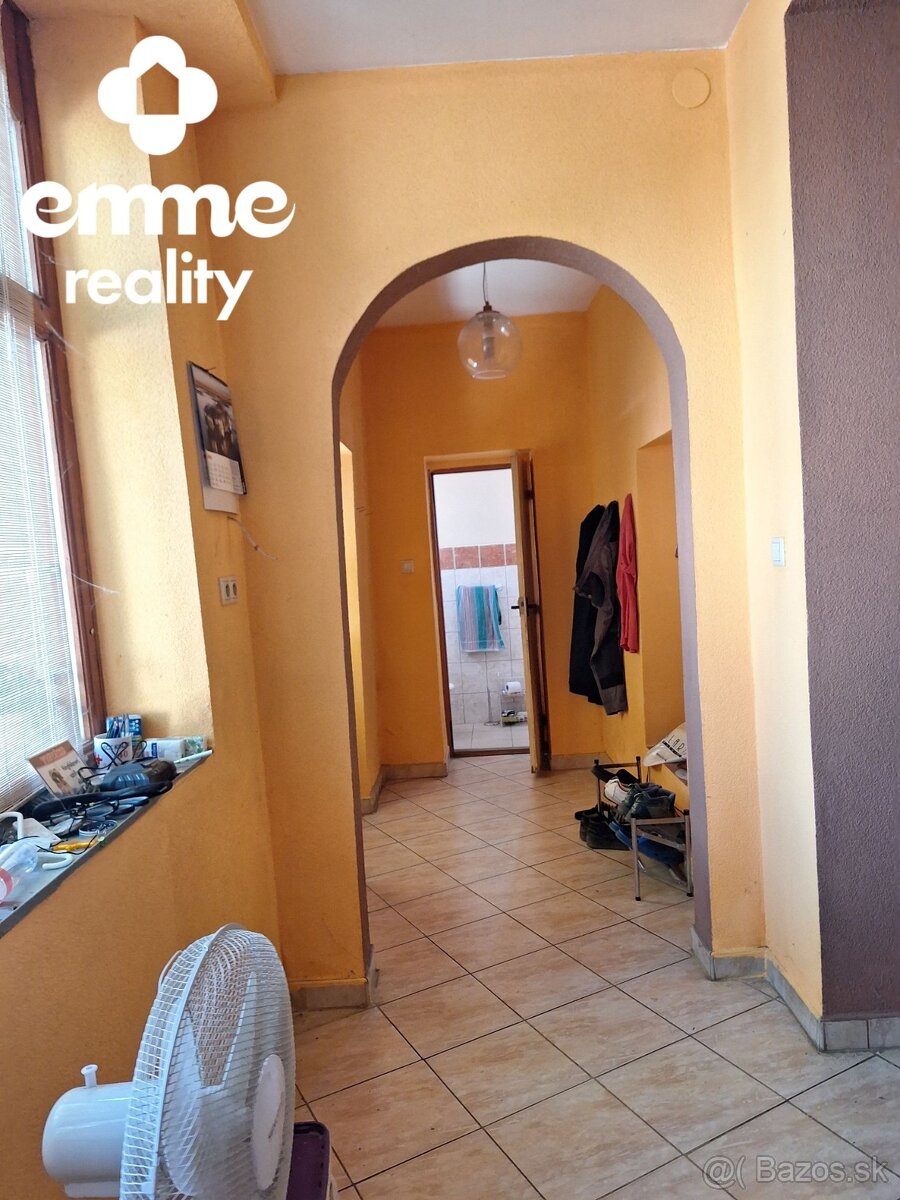 emme reality | Priestranný 5-izbový rodinný dom v Kolárove - 13
