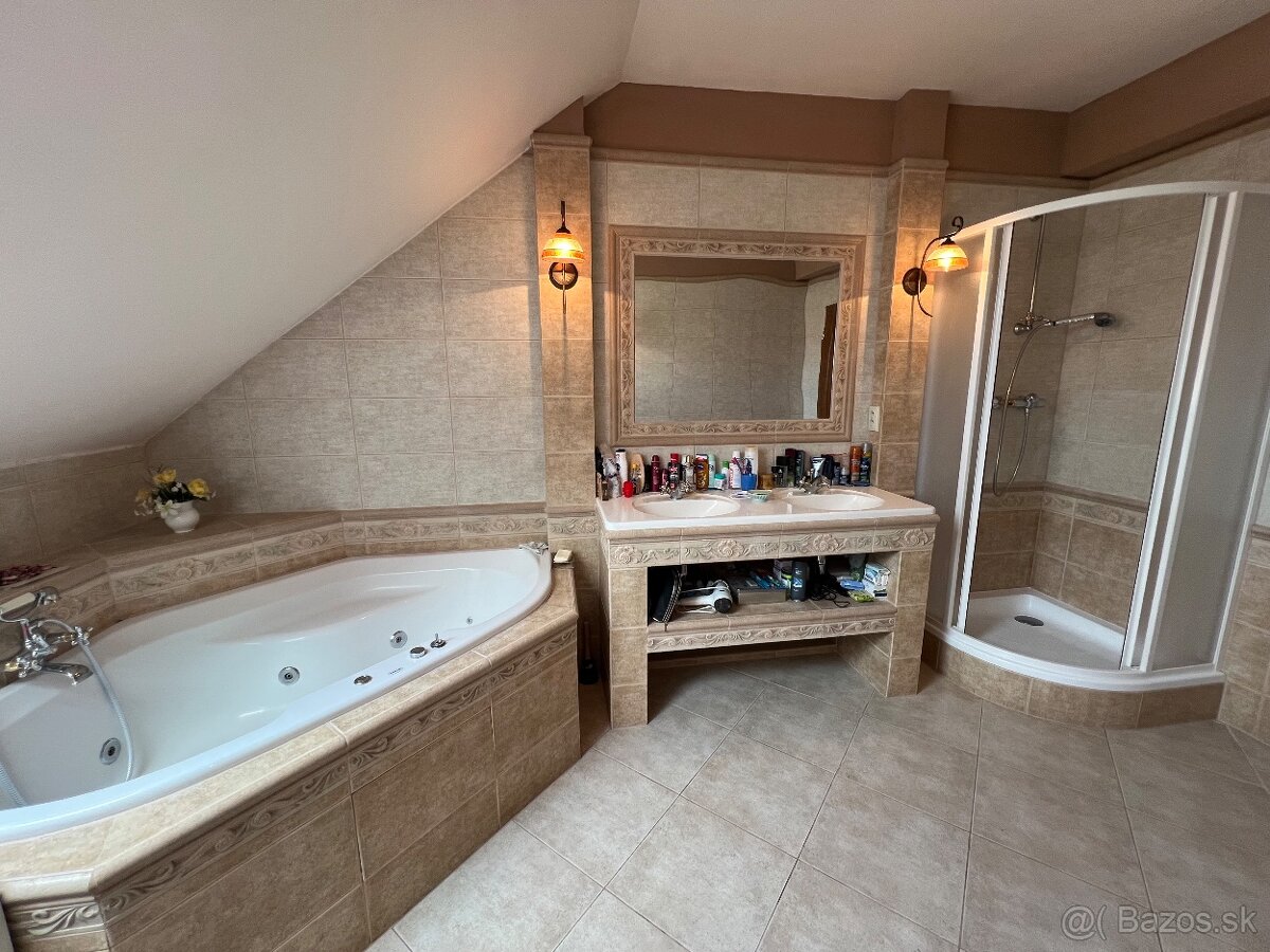 Na predaj poschodový rodinný dom, Nové Zámky - 13