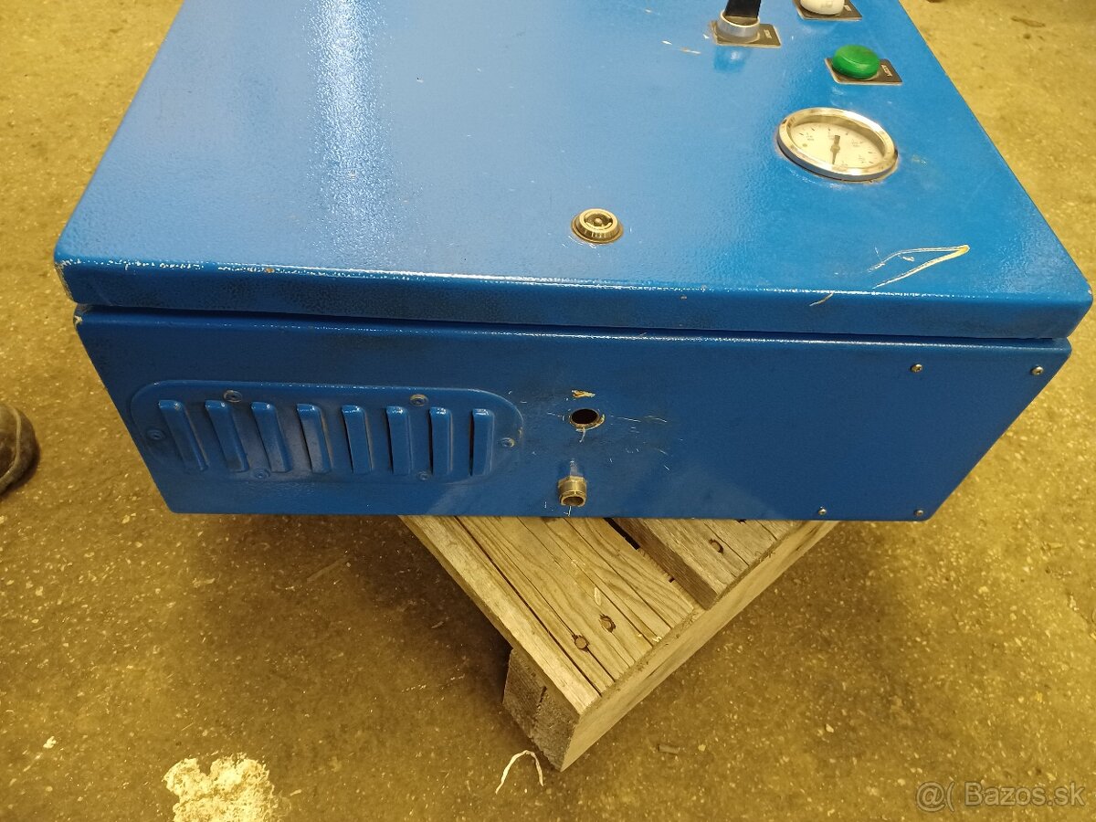 Plechová rozvodna skrina - 13