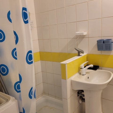 Realitný kancelária REALADR s.r.o. - 13