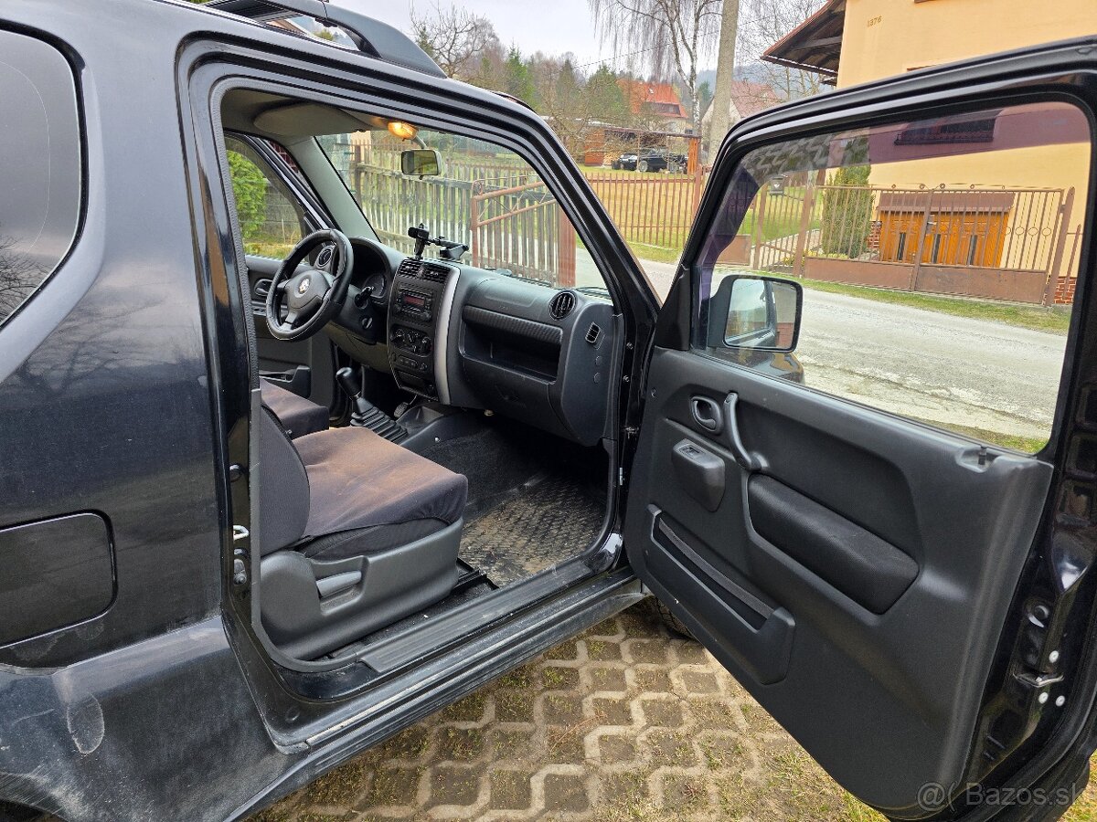 Suzuki Jimny 4x4 Benzín 2008 - 13