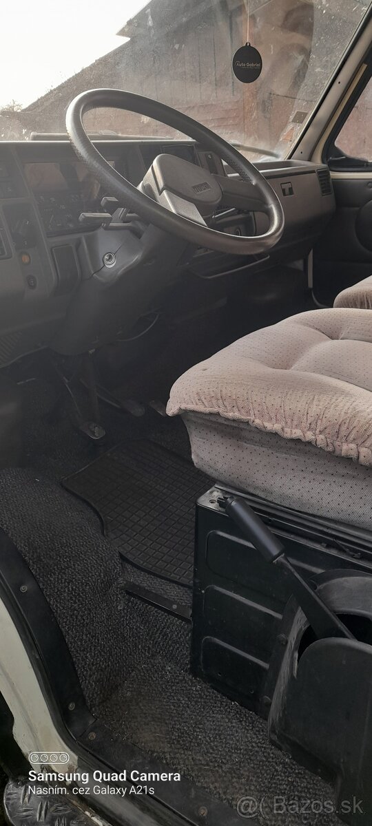 Predám autokaravan 6 miest - 13