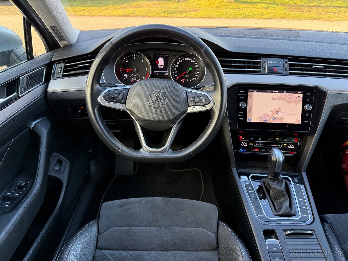 Volkswagen Passat Variant 2.0 TDI EVO Elegance DSG - 13