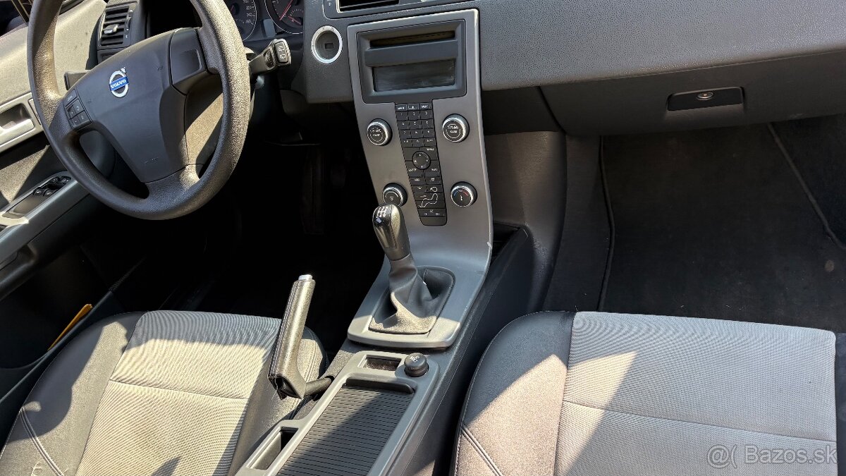 Predám Volvo c30, nová STK a EK, VOLVO C30- akt.do zmazania - 13