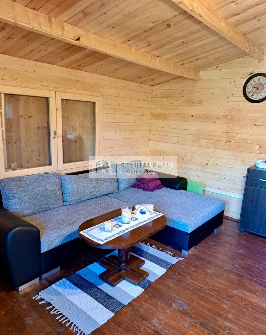 Znížená cena Ponúkame Vám na predaj kompletne zariadenú cha - 13