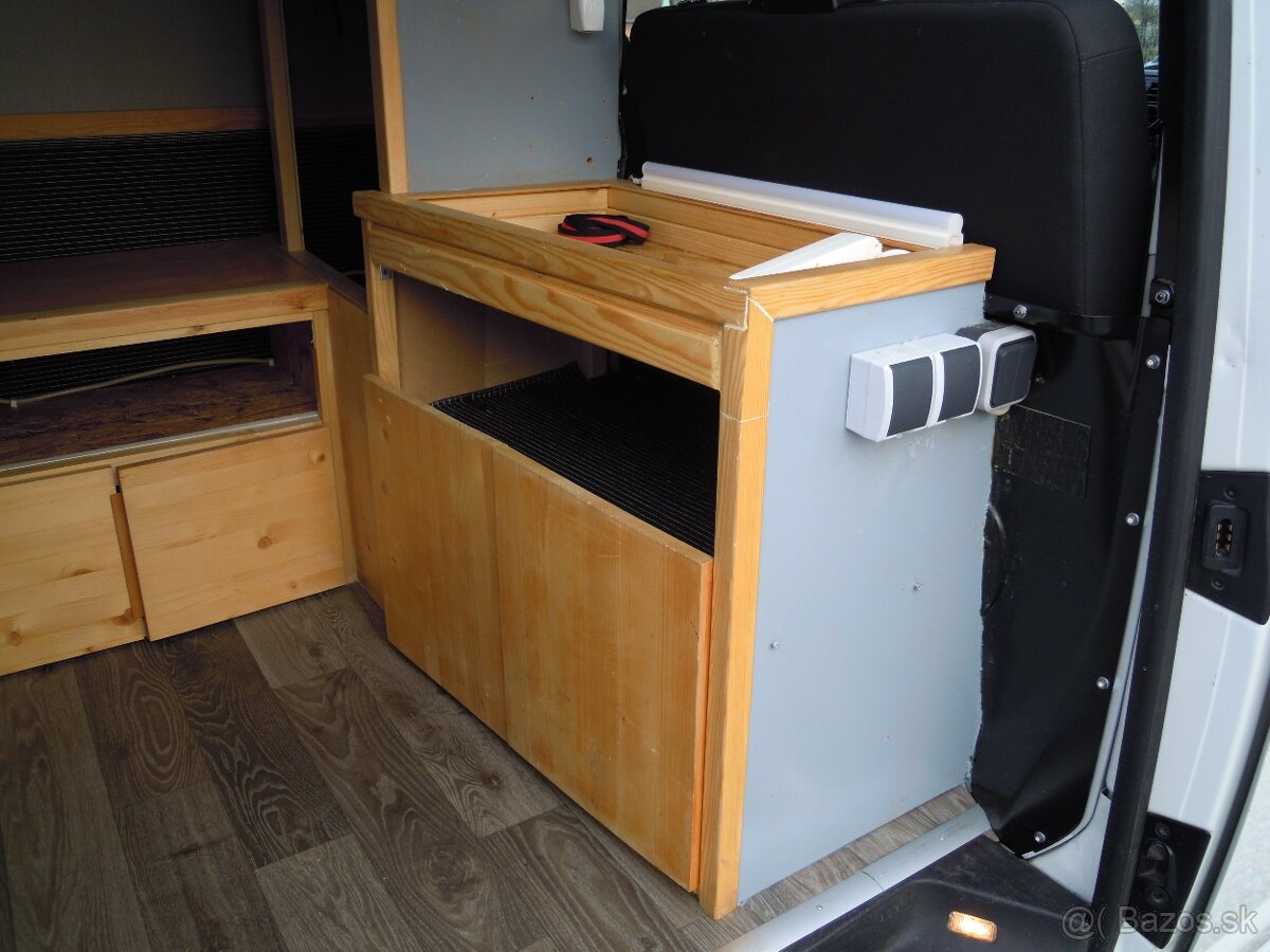 Volkswagen Transporter, T6 2.0TDi - OBYTNÁ ÚPRAVA - 13