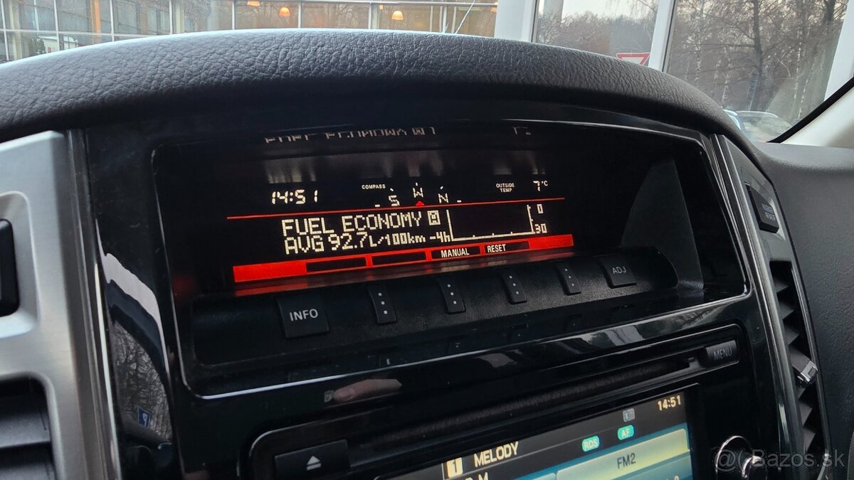 Mitsubishi Pajero 3.2 DID Instyle, ťažné + ODPOČET DPH - 13