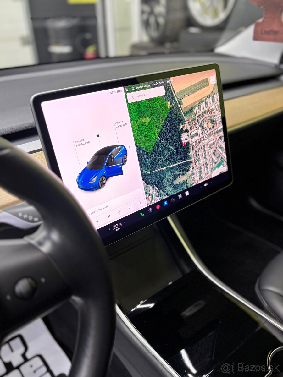 Tesla Model 3 Long Range AWD - 13
